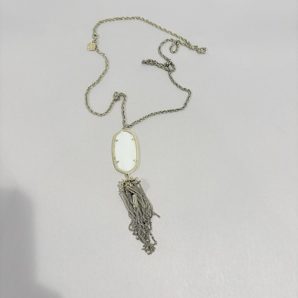 Kendra Scott White stone with gold chain and tassel